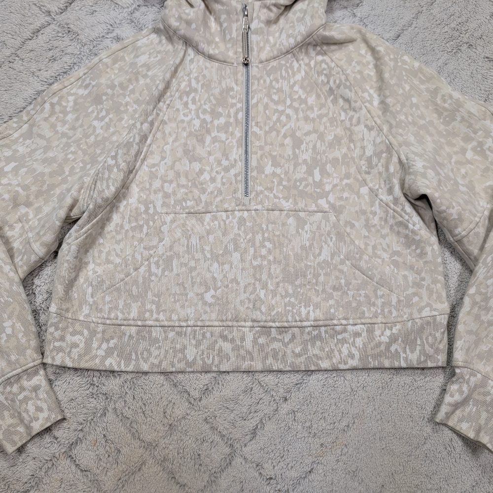 Lululemon Jacket Womens XS/S Beige White Leopard Scuba Oversized ½ Zip Hoodie - Picture 3 of 7